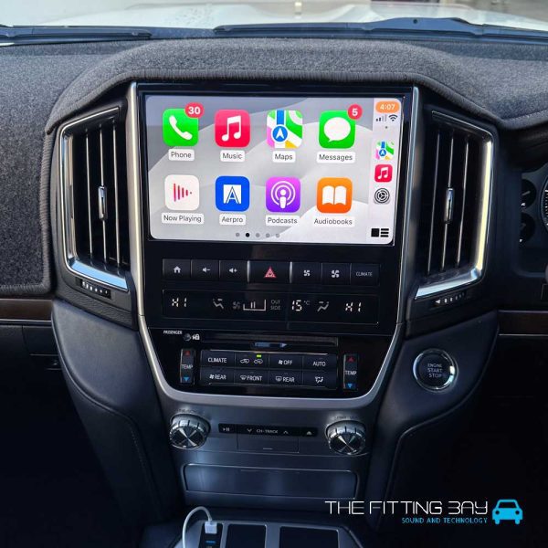 LandCruiser Sahara CarPlay